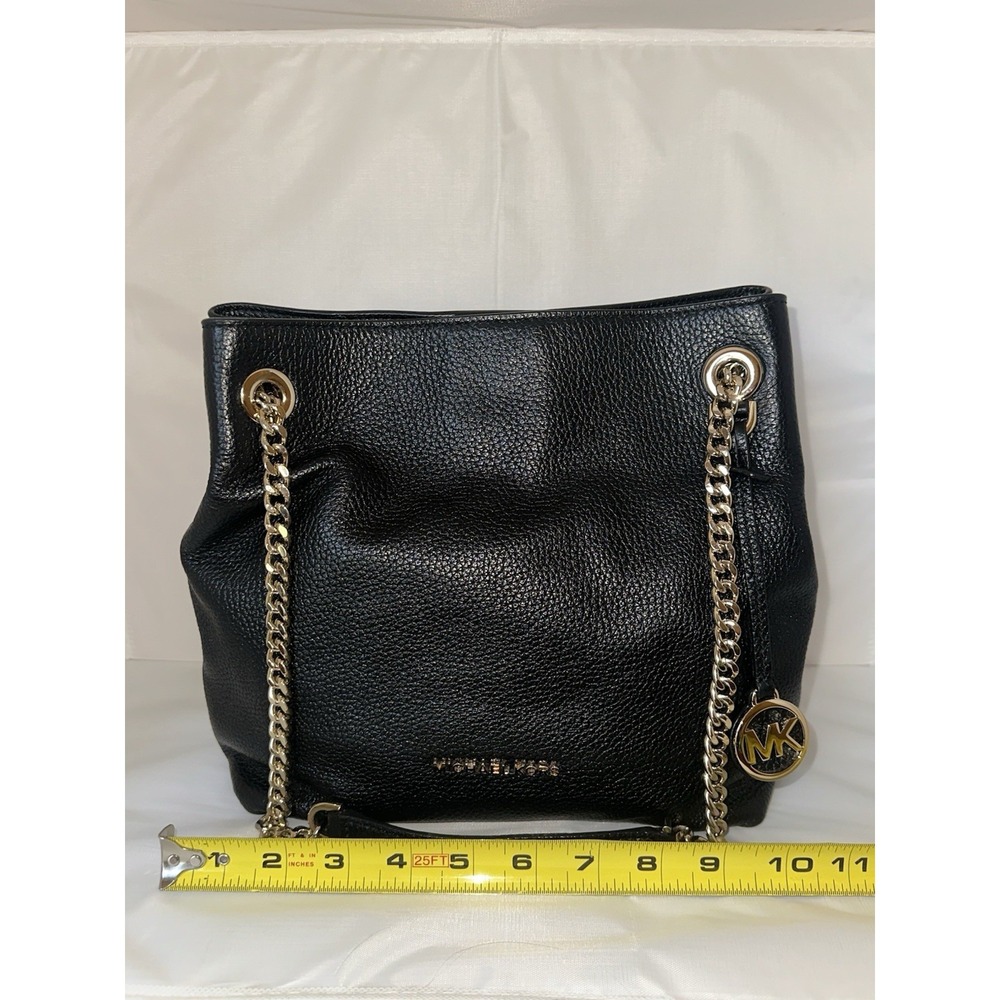 Michael Kors Black Pebbled Leather Shoulder/Crossbody Bag Gold Hardware & Charm - Picture 5 of 9